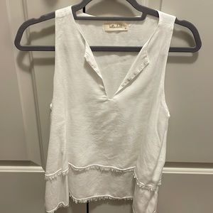 Bella Dahl Small White Short Sleeved Top.